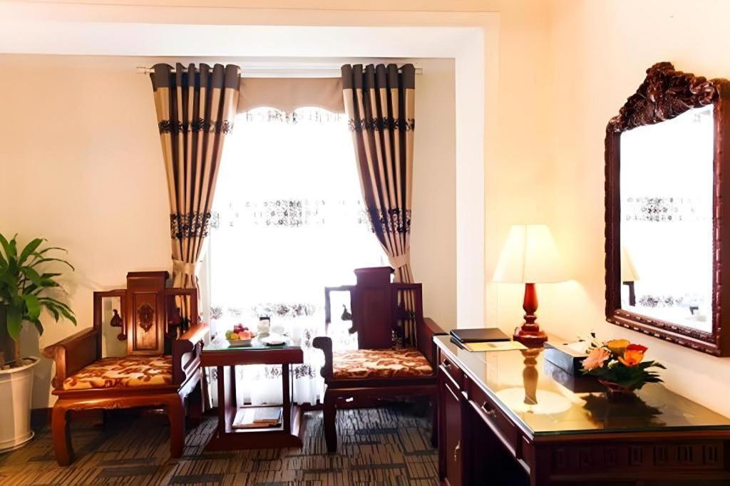 Eden Hotel Ha Noi Hanoi Buitenkant foto